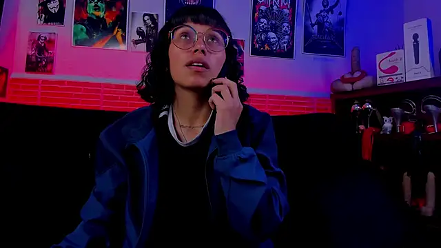 lilith-deveraux online show from 09.22.25