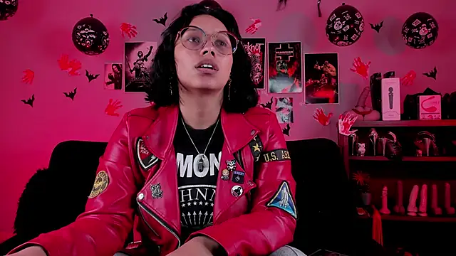 lilith-deveraux online show from 11.11.25