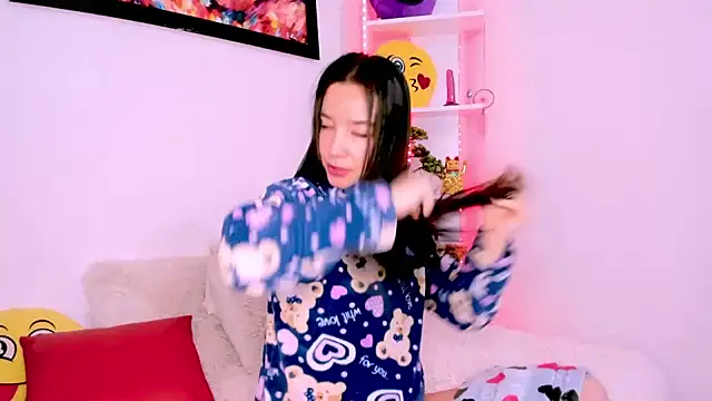 Manuelaa mejiia online show from 03.07.25