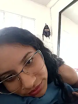 Karii-R online show from 01.12.26