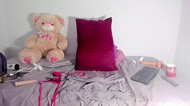 Snapshot of Arantza_Hill chatting on 03.15.25 Arantza Hill online show from 03.15.25