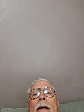 Snapshot of NawtyB1965 chatting on 05.24.26 NawtyB1965 online show from 05.24.26