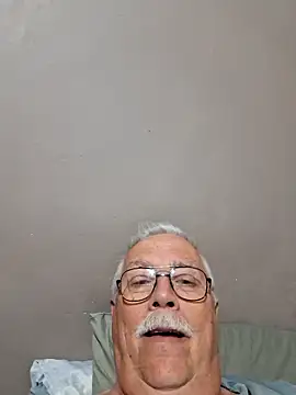 Snapshot of NawtyB1965 chatting on 05.26.26 NawtyB1965 online show from 05.26.26