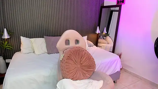 Axel brunette1 online show from 02.20.26