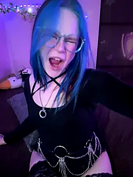 MaddisonHaas online show from 09.10.25