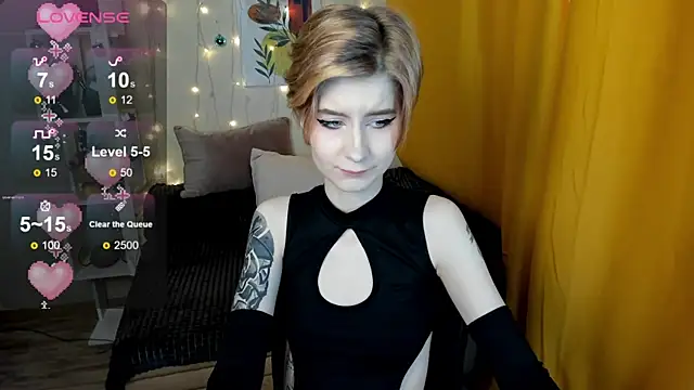 Snapshot of Angel_Jules chatting on 12.20.24 Angel Jules online show from 12.20.24