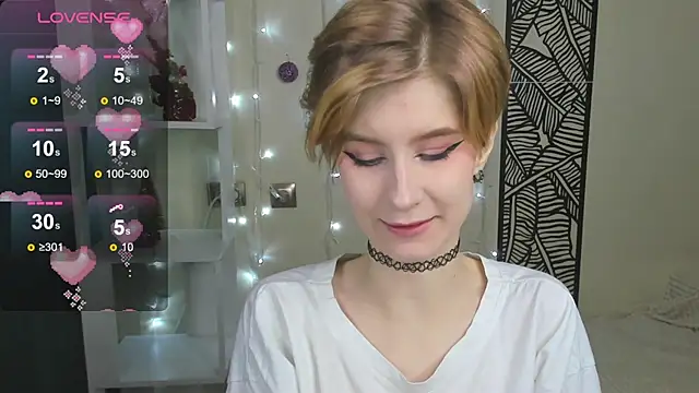 Snapshot of Angel_Jules chatting on 12.26.24 Angel Jules online show from 12.26.24