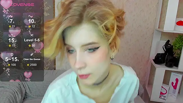 Snapshot of Angel_Jules chatting on 01.25.25 Angel Jules online show from 01.25.25