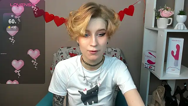Snapshot of Angel_Jules chatting on 02.17.25 Angel Jules online show from 02.17.25