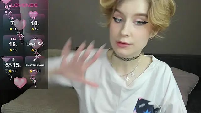 Snapshot of Angel_Jules chatting on 02.22.25 Angel Jules online show from 02.22.25