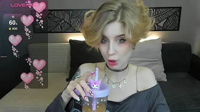 Snapshot of Angel_Jules chatting on 03.22.25 Angel Jules online show from 03.22.25