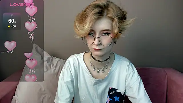 Snapshot of Angel_Jules chatting on 03.23.25 Angel Jules online show from 03.23.25