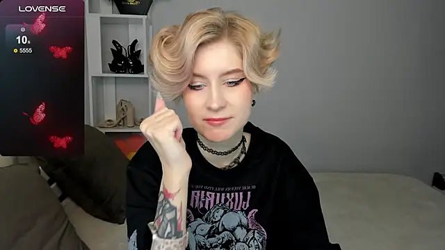 Snapshot of Angel_Jules chatting on 09.12.25 Angel Jules online show from 09.12.25
