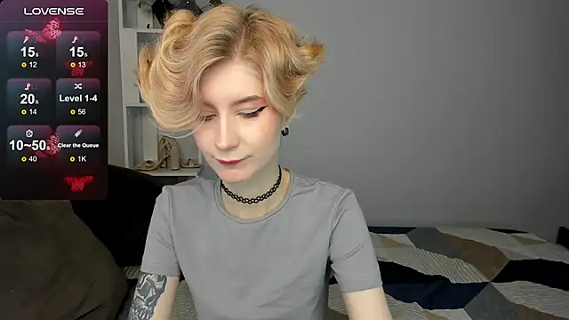 Snapshot of Angel_Jules chatting on 09.14.25 Angel Jules online show from 09.14.25