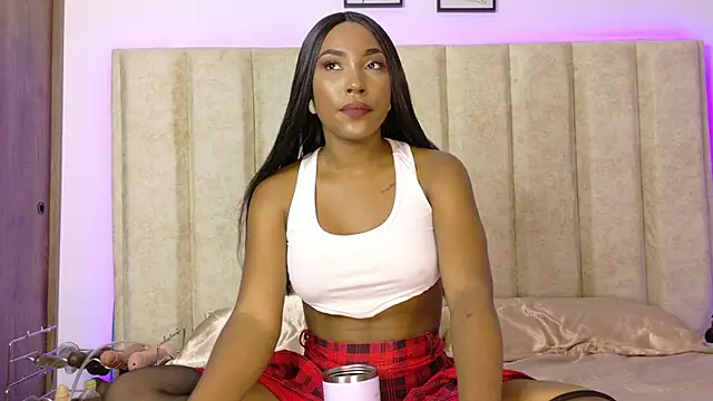 Snapshot of CiiaraRose chatting on 03.11.25 CiiaraRose online show from 03.11.25