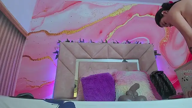 Snapshot of Taylor__cooper chatting on 11.05.25 Taylor cooper online show from 11.05.25