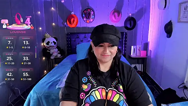 Ivonnee   online show from 11.30.25