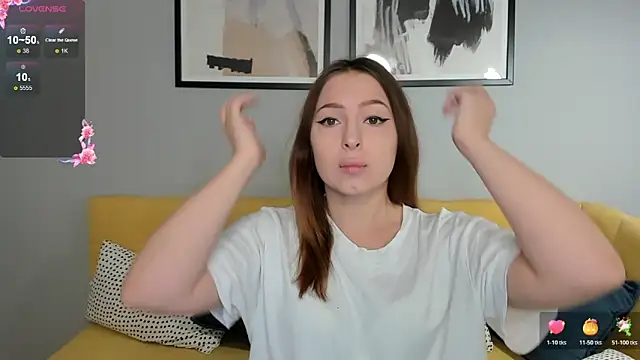 KetrinWhite online show from 11.26.25