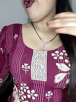 Shanaya Hotty online show from 10.19.25