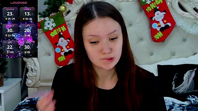 Snapshot of MiriaamWhite chatting on 01.04.25 MiriaamWhite online show from 01.04.25