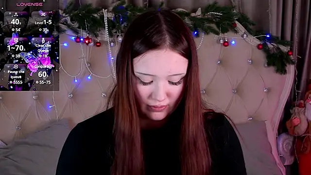 Snapshot of MiriaamWhite chatting on 01.08.25 MiriaamWhite online show from 01.08.25