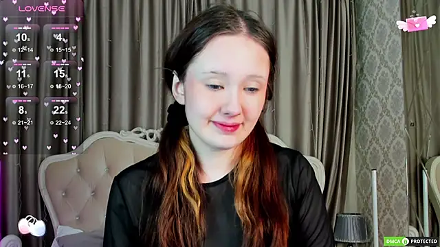 Snapshot of MiriaamWhite chatting on 03.21.25 MiriaamWhite online show from 03.21.25