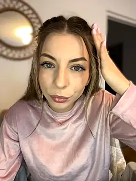 Snapshot of Mia_Ethan chatting on 11.07.25 Mia Ethan online show from 11.07.25