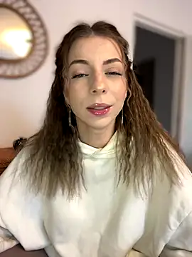 Snapshot of Mia_Ethan chatting on 11.11.25 Mia Ethan online show from 11.11.25