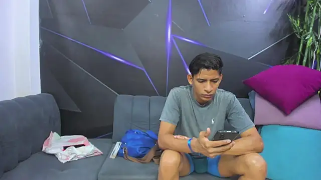 Snapshot of playsgirlhot chatting on 09.15.25 playsgirlhot online show from 09.15.25