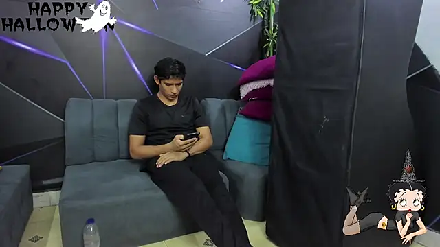 Snapshot of playsgirlhot chatting on 10.31.25 playsgirlhot online show from 10.31.25