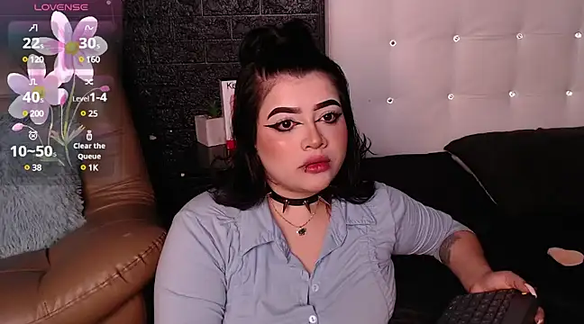 Snapshot of _ValeryStone_ chatting on 02.22.25 ValeryStone online show from 02.22.25