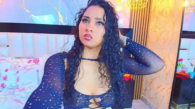 SofiaLaurents online show from 09.18.25