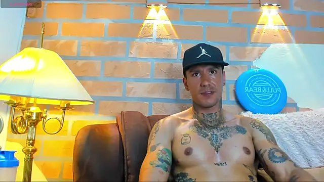 Dylanstonne online show from 03.03.25