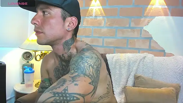 Dylanstonne online show from 03.07.25