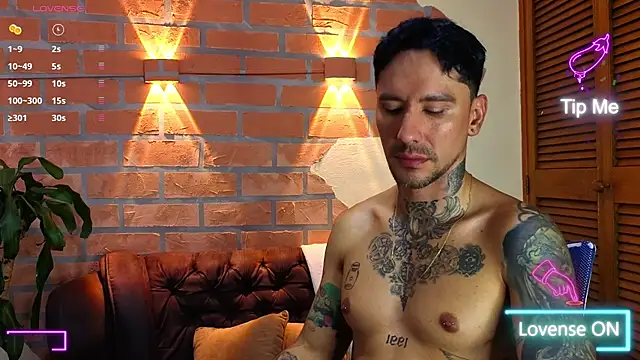 Dylanstonne online show from 10.30.25