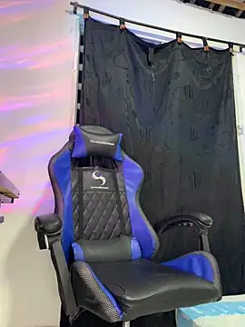 Aangelhot online show from 02.26.25