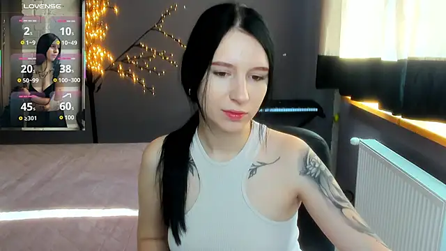 KarolinaBlacks online show from 04.23.26