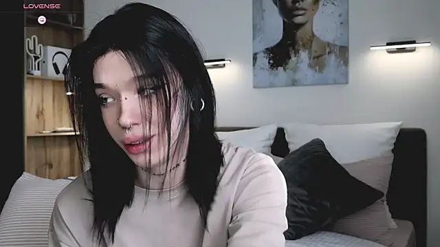 Dasha M online show from 04.20.26