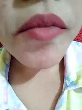 Snapshot of Anki-doll chatting on 02.20.25 Anki-doll online show from 02.20.25