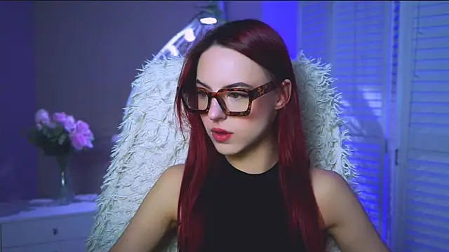 Snapshot of evanellson chatting on 10.29.25 evanellson online show from 10.29.25