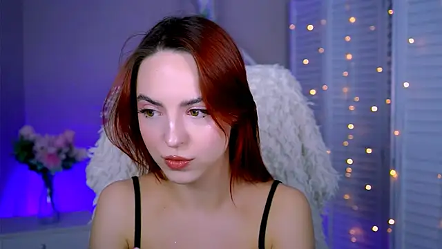 Snapshot of evanellson chatting on 12.05.25 evanellson online show from 12.05.25