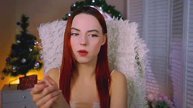 Snapshot of evanellson chatting on 12.21.25 evanellson online show from 12.21.25