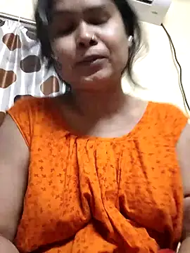 Snapshot of yoursweety09 chatting on 01.07.25 yoursweety09 online show from 01.07.25