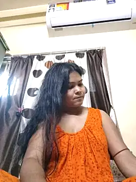 Snapshot of yoursweety09 chatting on 01.10.25 yoursweety09 online show from 01.10.25