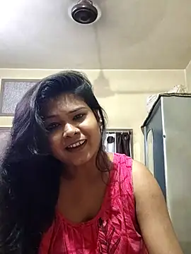 Snapshot of yoursweety09 chatting on 03.18.25 yoursweety09 online show from 03.18.25