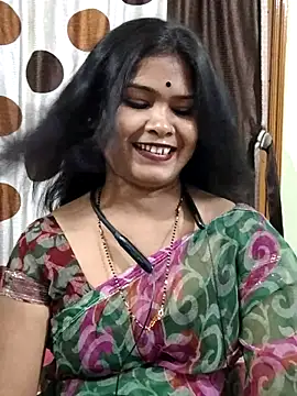 Snapshot of yoursweety09 chatting on 10.12.25 yoursweety09 online show from 10.12.25
