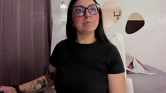 Vioolletta online show from 10.16.25