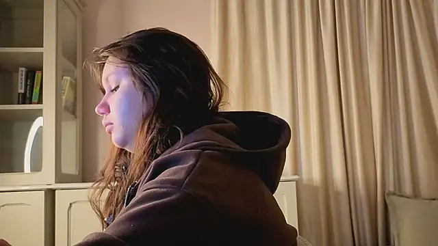 Alisia Mars online show from 02.11.26