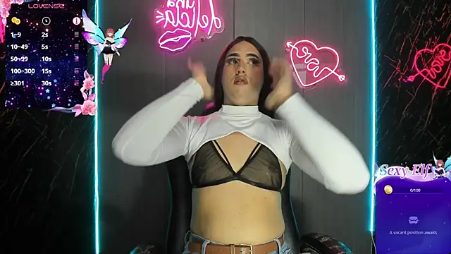 Snapshot of Alanasexdoll chatting on 03.01.25 Alanasexdoll online show from 03.01.25
