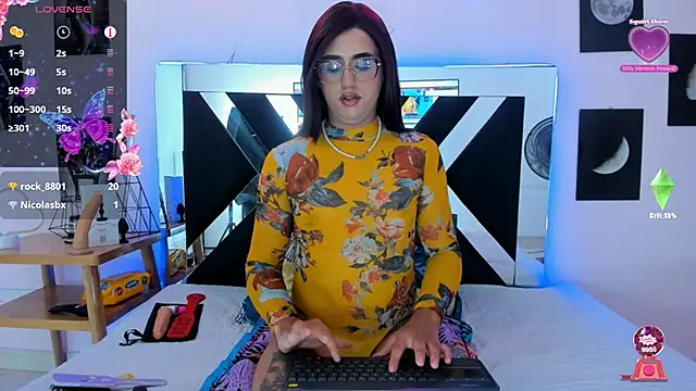 Snapshot of Alanasexdoll chatting on 03.12.25 Alanasexdoll online show from 03.12.25